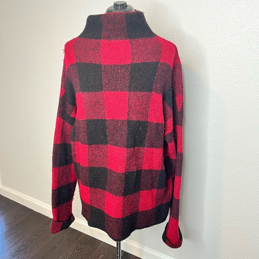 Tahari And Black Lumberjack Long Mock Neck Sweater